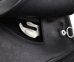 SADDLERY BRANDS INTL Arena WIDE Dressage Saddle