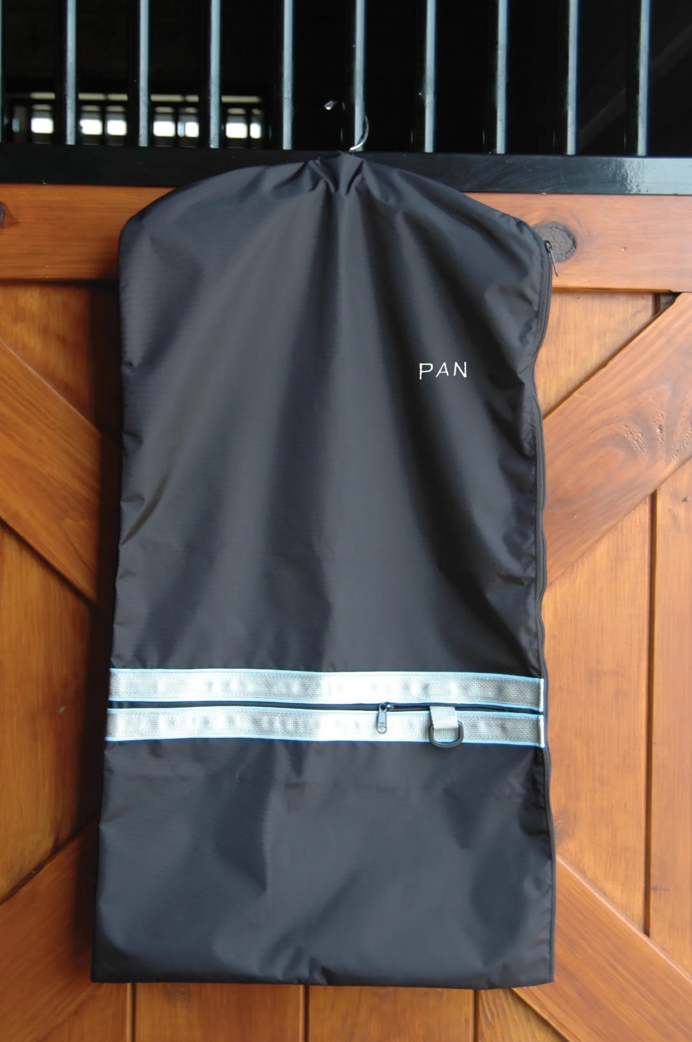 TALLY HO PRODUCTS Children's Unlined Coat Bag