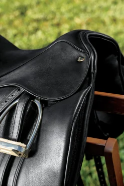 CUEROS SANTA CRUZ Circuit™ Premier Dressage Saddle