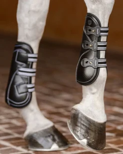 EQUIFIT ® D-Teq™ Front Boots with SheepsWool™ ImpacTeq® Liner