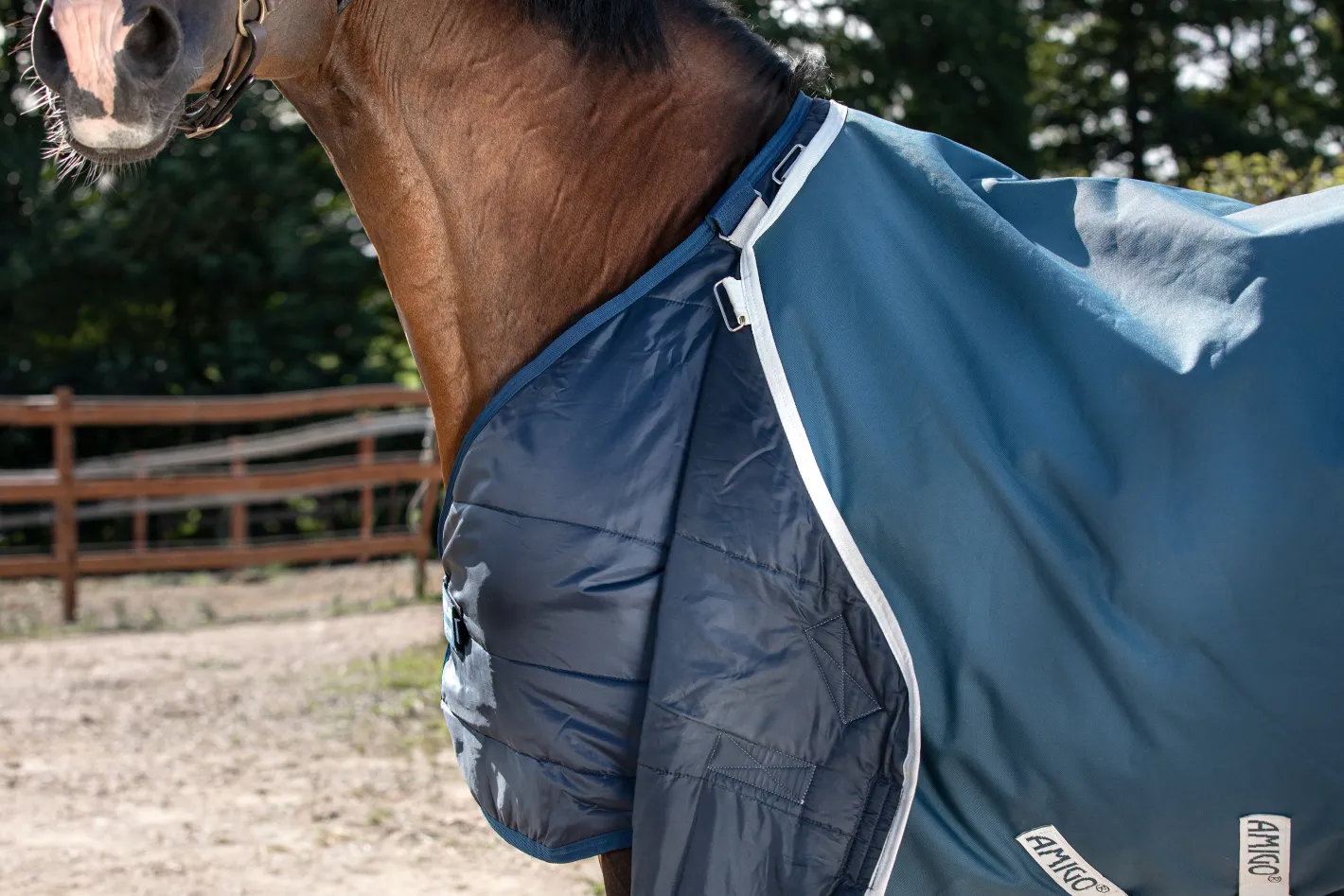 HORSEWARE ® Ireland Amigo® AmEco 12 Plus Turnout Sheet