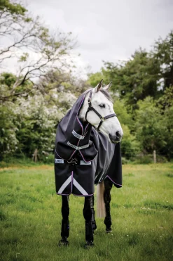 HORSEWARE ® Ireland Rambo® Supreme Medium-Weight Vari-Layer® Turnout Blanket