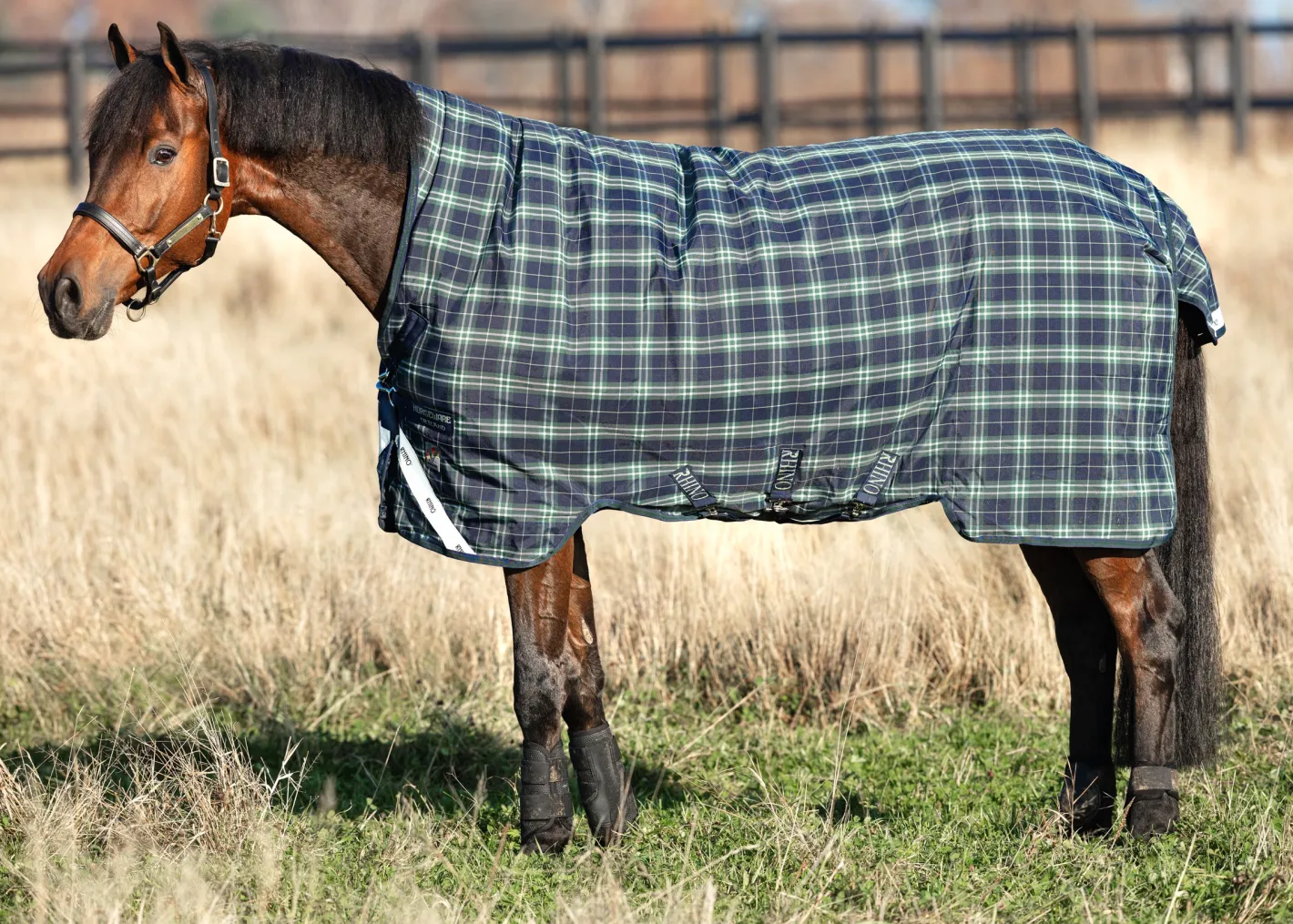 HORSEWARE ® Ireland Rhino® Wug Lite Turnout - 100 grams