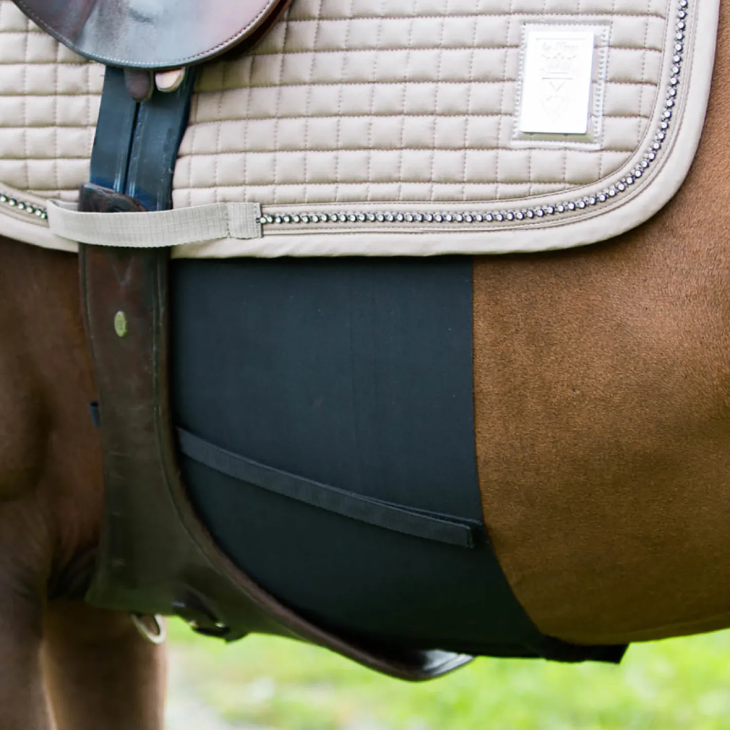 EQUINAVIA Horze Elastic Belly Guard