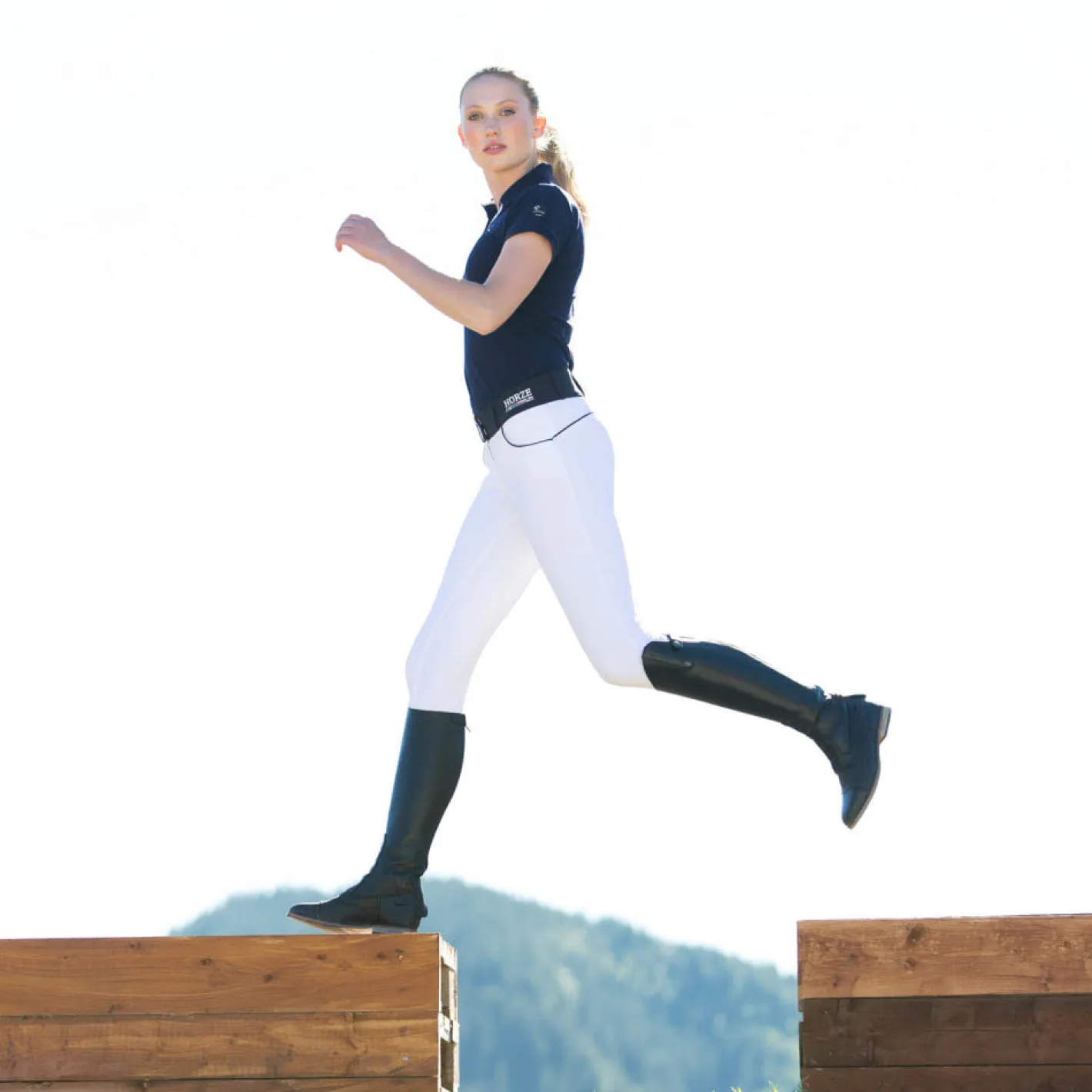 EQUINAVIA Horze Ladies’ Nordic Performance Full-Seat Breech with Silicone Grip