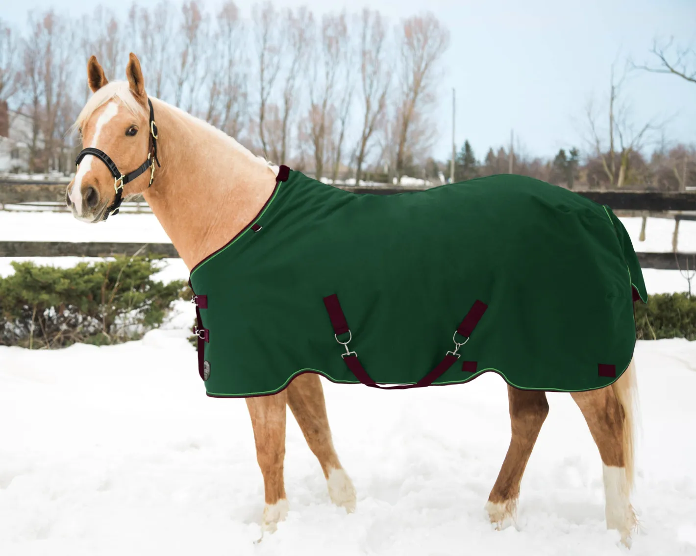 KENSINGTON ™ Signature Lightweight Turnout Blanket