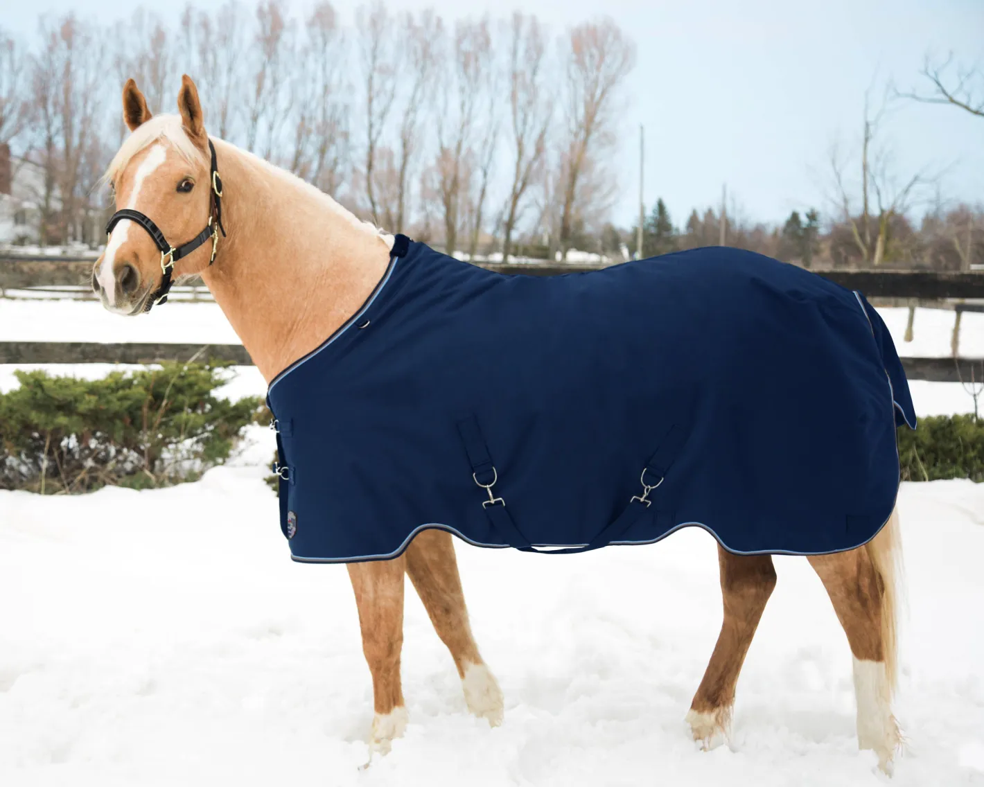 KENSINGTON ™ Signature Lightweight Turnout Blanket