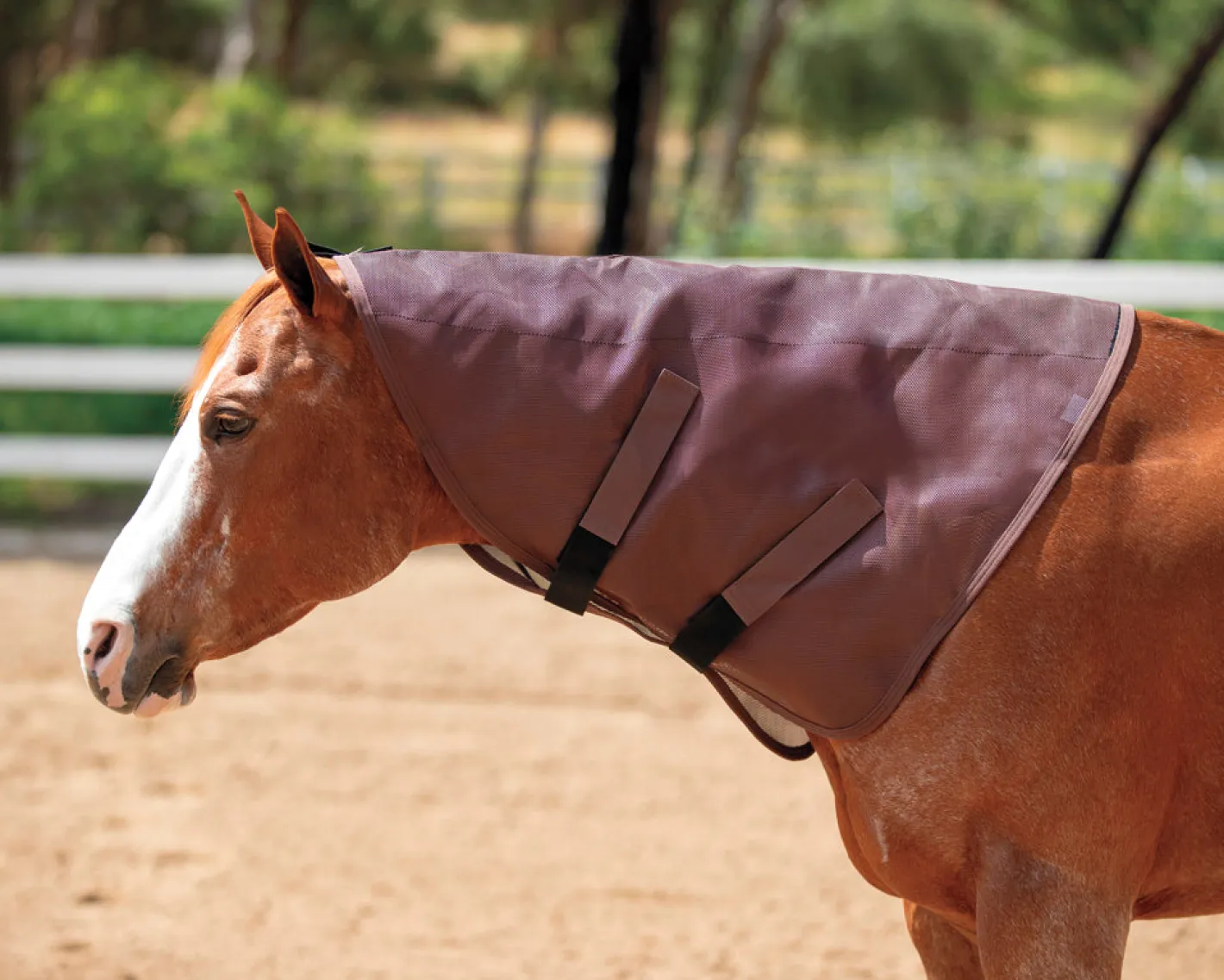 KENSINGTON ™ Signature Textilene® Neck Cover
