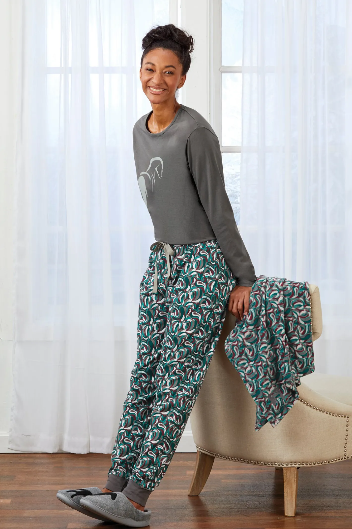 KIRSCH Ladies’ Hit the Hay Jogger Lounge Set