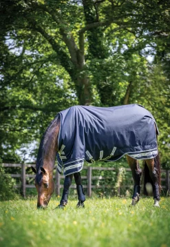 HORSE HEALTH TRADE LeMieux® Arika Featherweight Turnout Sheet
