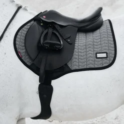 HORSE HEALTH TRADE LeMieux® Aspen Close Contact Saddle Pad
