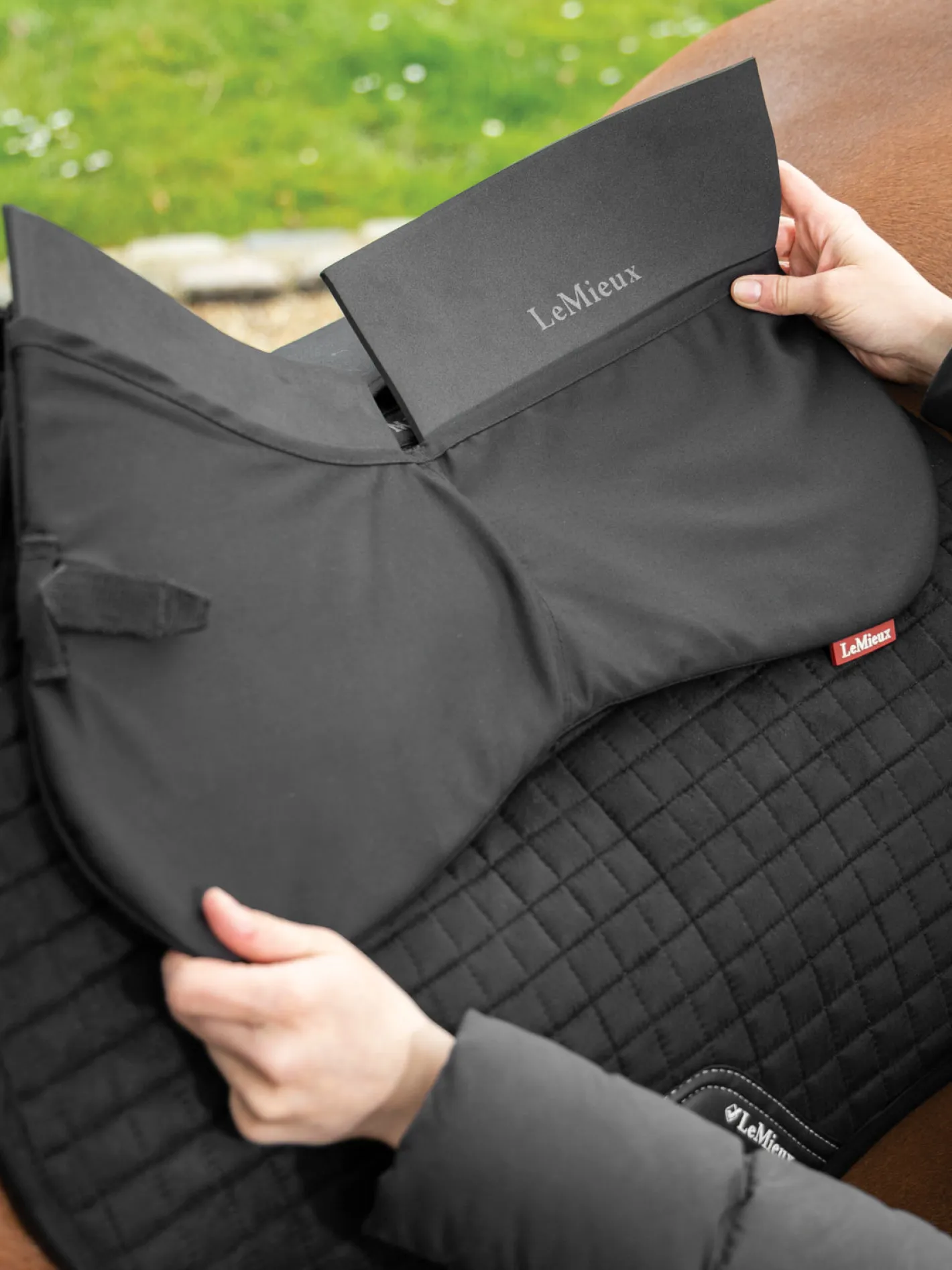 HORSE HEALTH TRADE LeMieux® ProSorb Plain 2-Pocket Half Pad