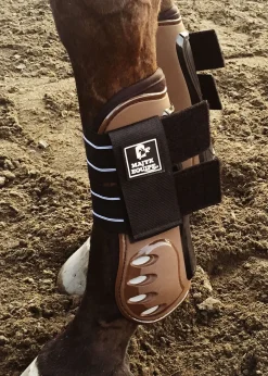 MAJYK EQUIPE ® Vented Infinity Jump Boots with Arti-Lage™ Impact Technology