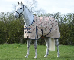 WEATHERBEETA ® ComFiTec™ Essential Standard Neck Medium-Weight Turnout Blanket